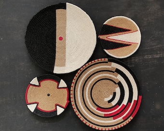 Juego de cestas de pared de cuerda negra, blanca y roja, arte bohemio moderno, decoración de pared hecha a mano, decoración minimalista escandinava para el hogar, placa de pared, cesta de pared