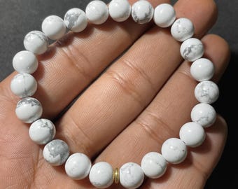 Howlite Gemstone Beaded Bracelet – Stretchable Healing Energy Crystals, Bracelet for New Beginnings, Clarity, Wisdom