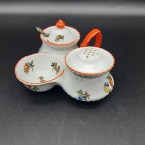 Vintage Victoria Czechoslovakia cruet set
