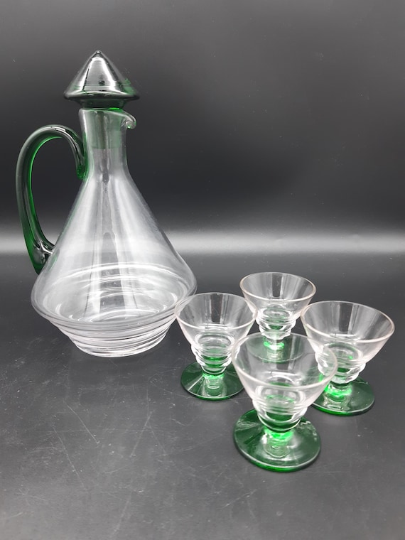 スウェーデンの優雅なアールデコガラスの酒器セット - Etsy 日本 スウェーデンの優雅なアールデコガラスの酒器セット - Etsy 日本