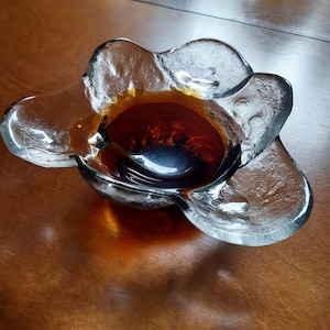 Mid century Humppila glass bowl by Pertti Santalahti, Finland , retro, 1970s