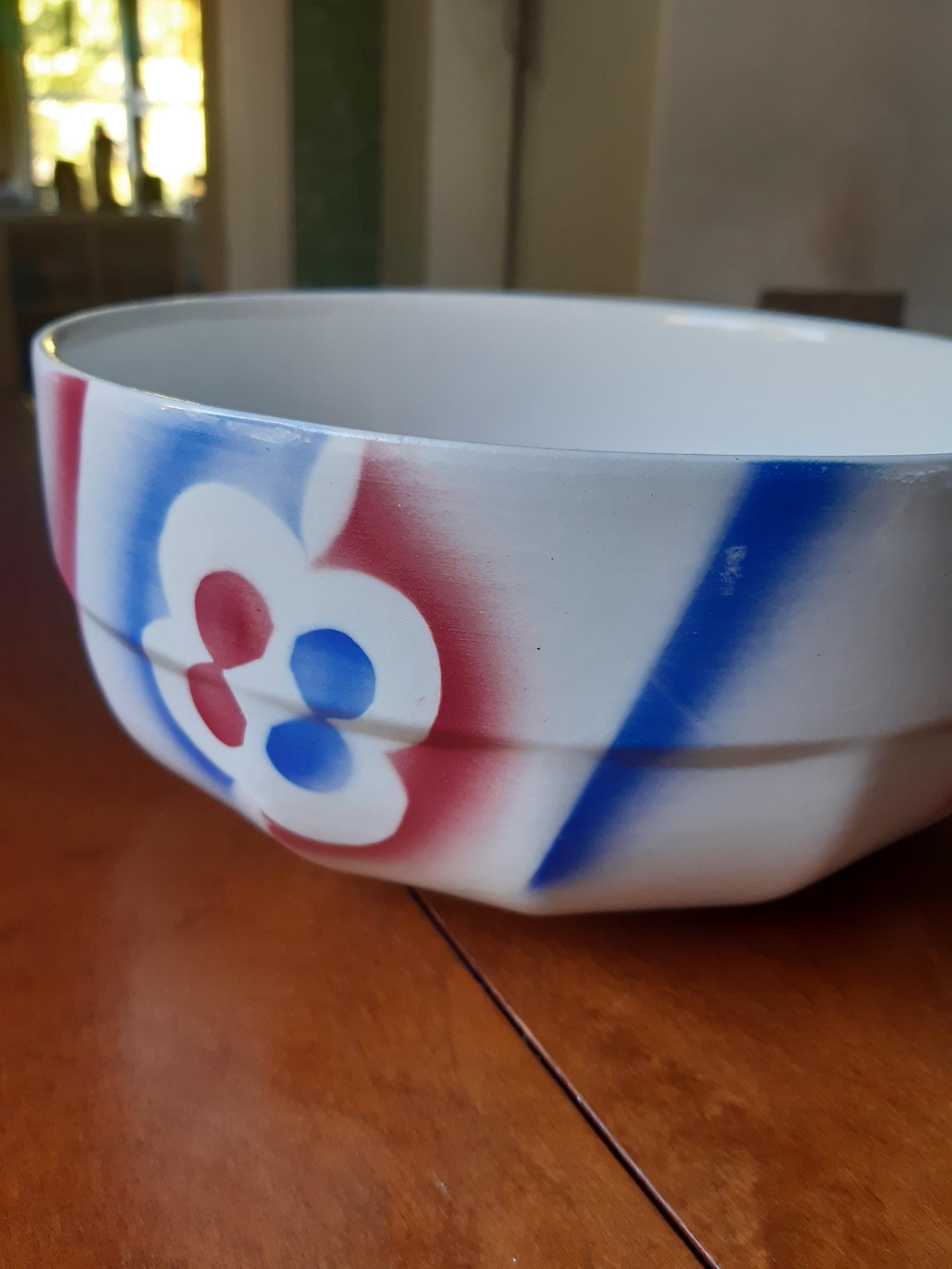 Granit Hungary Spritzdekor ceramic bowl Art Deco