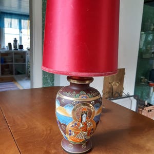 Japanese Satsuma table lamp with a brass Zenith bulb holder.