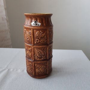 Modern West German vase from Bay Keramik image 2