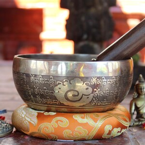 9 inches Diameter Ganesha and Mantra carved Singing Bowl  Sound Healing Tibetan Bowl - Tibetan singing bowls - Chakra Healing Bowls
