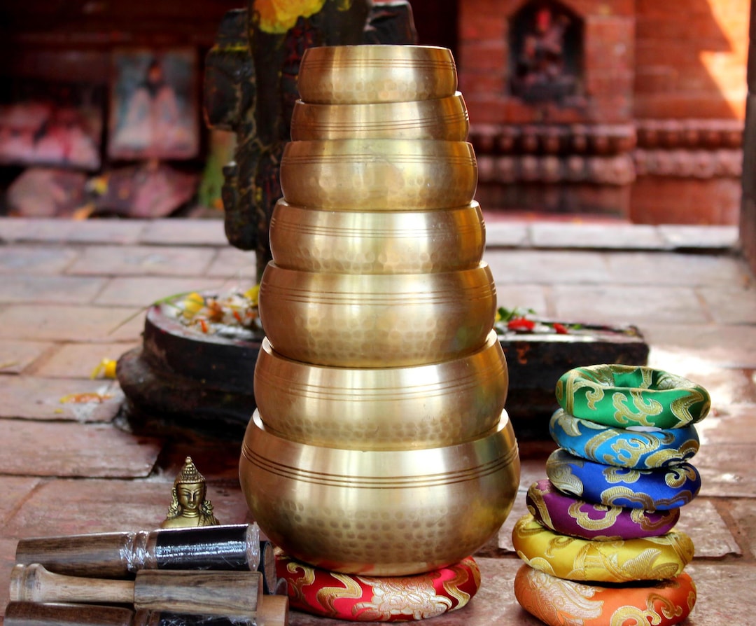 Hand Beaten Chakra Set Singing Bowl-set of 7 Tibetan Singing Bowl ...