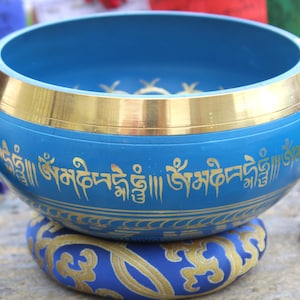 Mantra Carved singing bowls Hand made singing bowl- Blessed Tibetan singing bowl-Singing bowl for Healing chakra,meditation and mindfulness