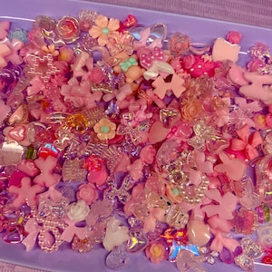 Random Nail Charms - Pink Mix - Moon, stars, hearts, flowers, paws, bears, butterflies, roses, bow