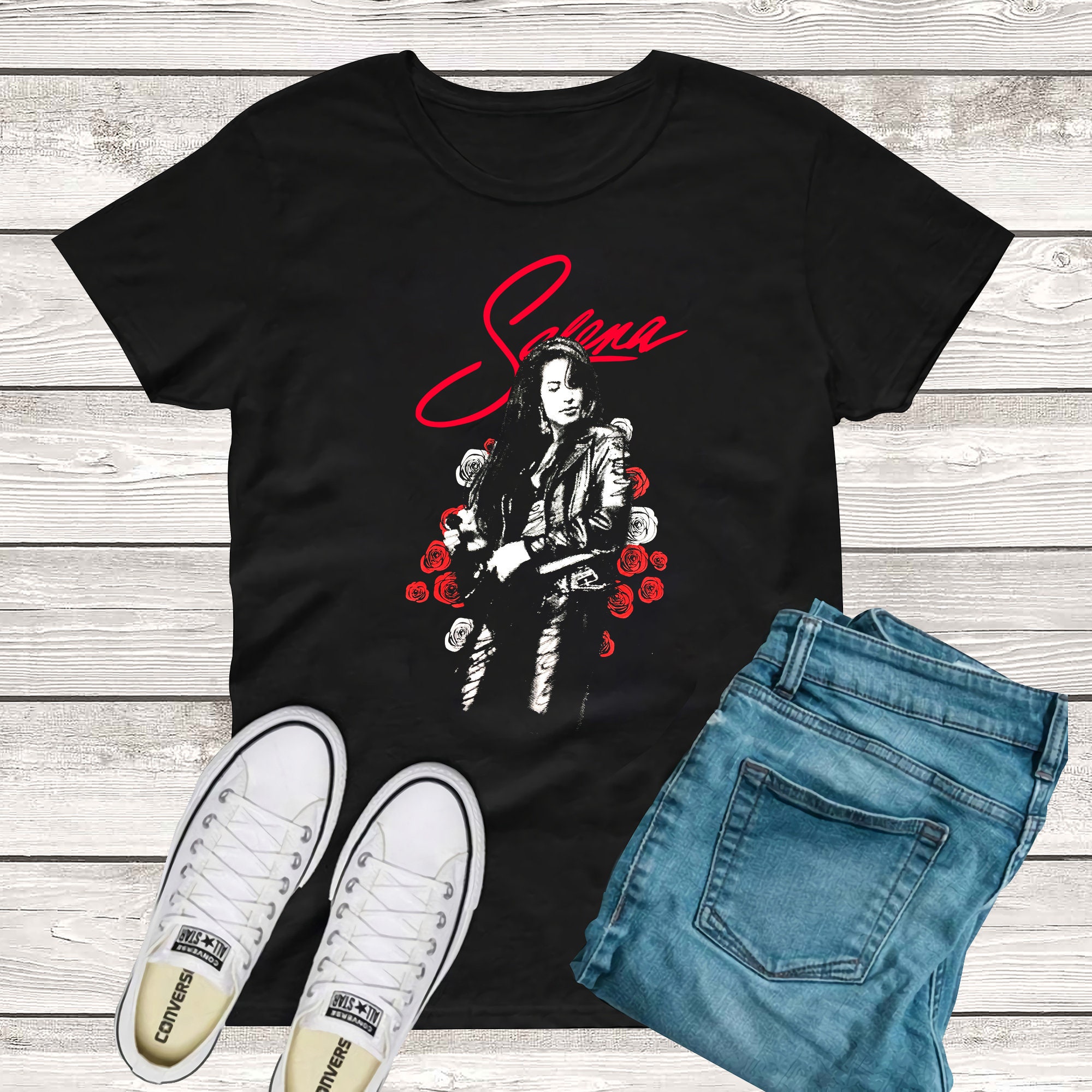 Discover Selena Quintanilla T-Shirt