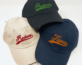 Casquettes d'équipe personnalisées brodées pour papa, entraîneur de baseball. Idée cadeau pour le jour du match pour les coéquipiers et les fans de sport. Sangle réglable, ajustement confortable