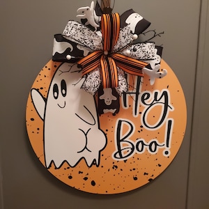 Halloween door hanger, Ghost door hanger, Hey Boo door hanger, Halloween door decor