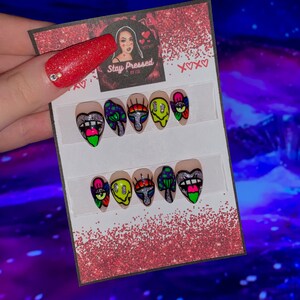 Unhas de gel press on | Unhas personalizadas | Nail art pintada à mão | Unhas press on reutilizáveis | Unhas postiças com cola | Vem com um kit de preparação grátis