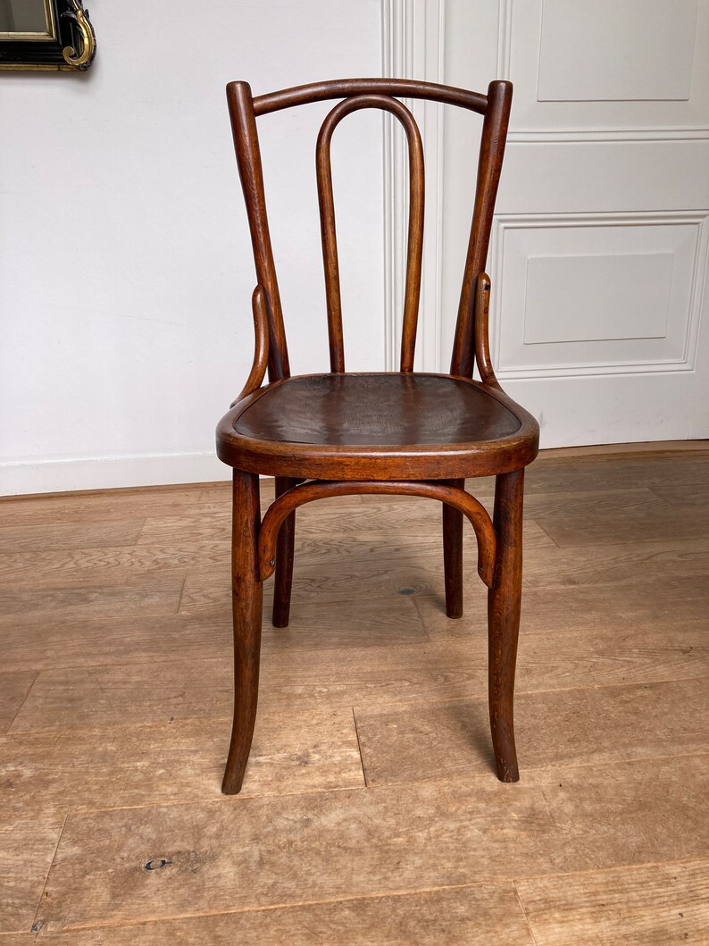 Petite chaise antique en bois courbé Thonet n56 image 3