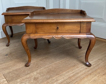 a Pair of night stands on Queen Anne legs