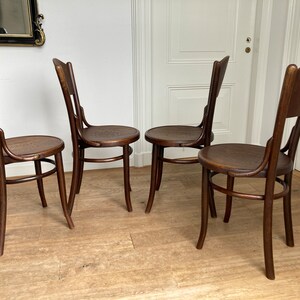 un Ensemble de 4 chaises Kohn-Thonet Art Nouveau-Art Déco en bois courbé image 4