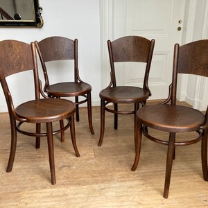 un Ensemble de 4 chaises Kohn-Thonet Art Nouveau-Art Déco en bois courbé image 1