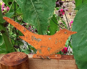 Metal Blackbird garden decoration / outdoor steel bird silhouette / rusted metal garden gift