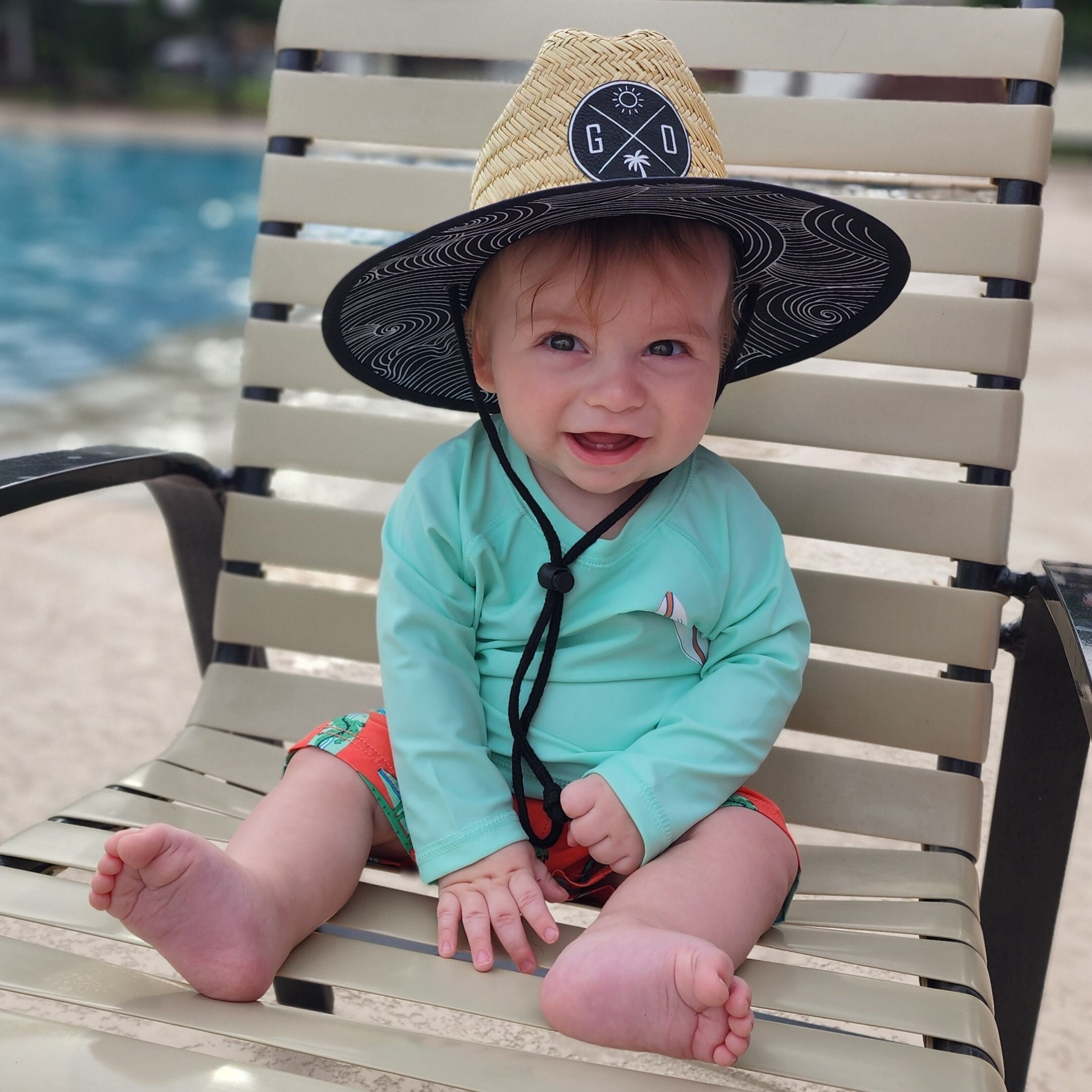 Benutzerdefinierter Strohhut mit Initialen und Symbolen | Kreis | Sonnenhut für Babys, Kleinkinder und Erwachsene | Personalisierter Strandhut aus Leder | Geschenk für Babys | Geschenk für Papa