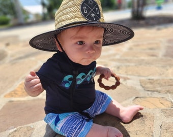 Chapeau de paille personnalisé avec initiales et symboles | Cercle | Chapeau de soleil pour bébé et tout-petit | Chapeau de plage en cuir personnalisé | Cadeau pour bébé | Cadeau papa