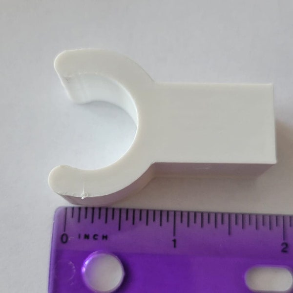 White 1/2" PVC Stand off clip