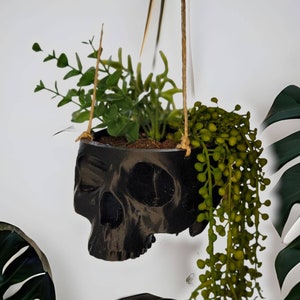 Extra large 5 Sizes Hanging Human Skull Realistic Succulent Planter Horror Halloween Home Decor Gothic 3D Printed Indoor Decor Flower Pot