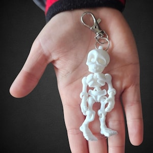 Articulated Skeleton 3D Printed Keychain Gift Fidget Toy Halloween Horror Decoration Adult Fidget