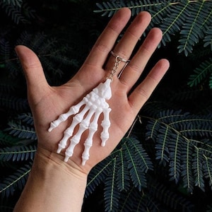 Articulating Skeleton Hand keychain Halloween 3D Printed Fidget Keychain Gift For Goth Unique Gifts