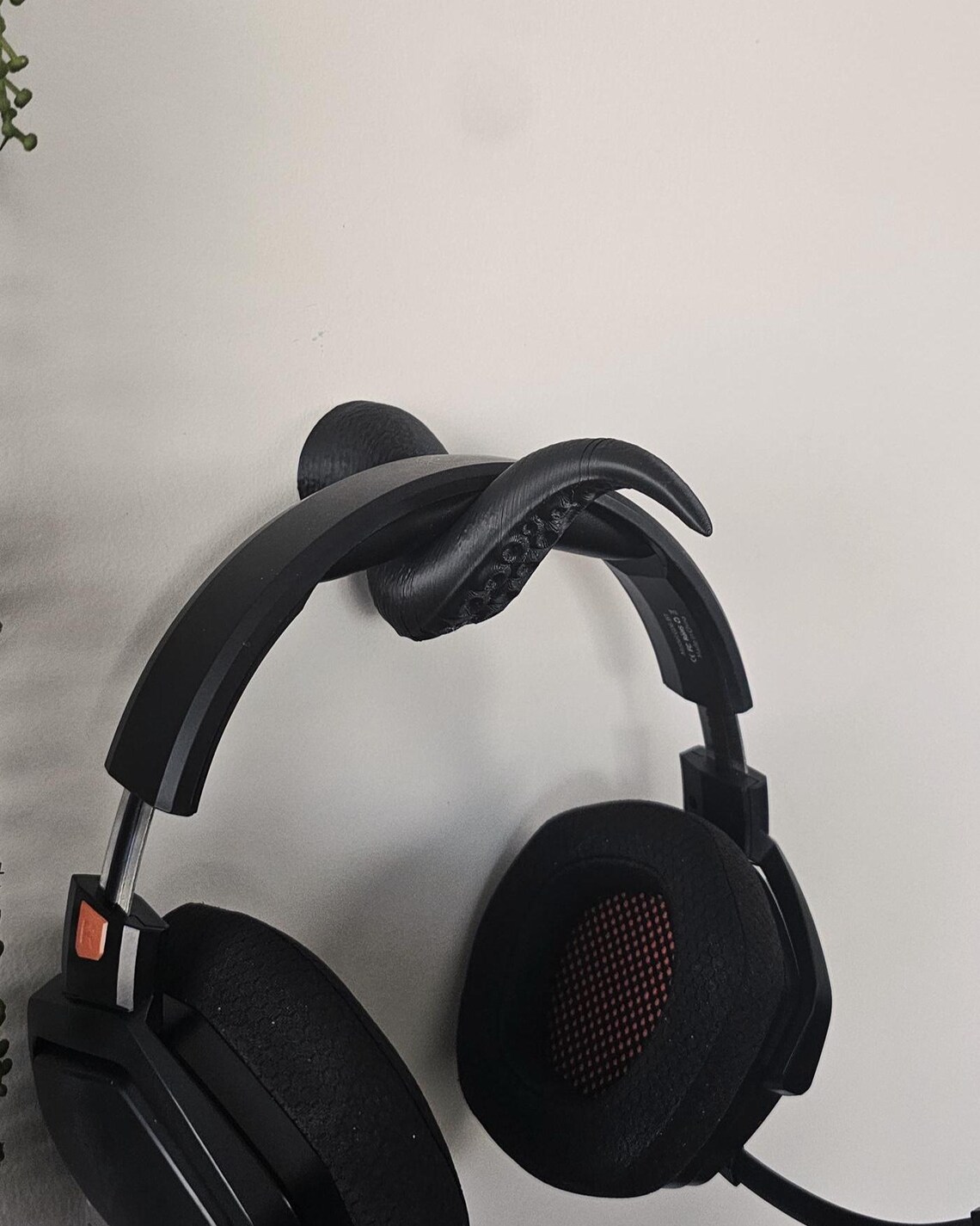 Tentacle Wall Mounted Headphone Stand 3D Printed Gaming Accessories ...