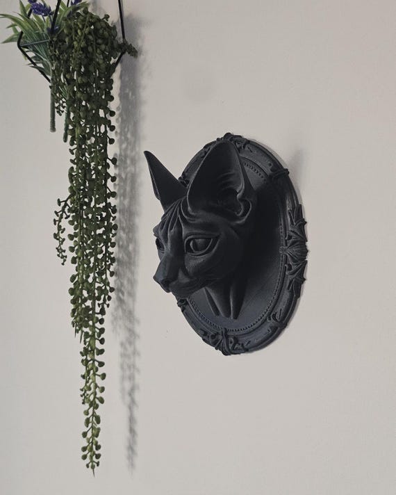Gothic Sphynx Cat Wall Plaque – 3D Printed Sphynx Cat Oval Frame, Gothic Wall Decor Home, Black Cat Wall Art, Victorian Wall Mount Sculpture