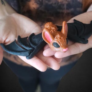 Pipistrello flessibile articolato di 3 dimensioni di Cinderwing Goth, regalo per adulti, giocattolo antistress a forma di pipistrello, decorazione di animali stampati in 3D, decorazione di Halloween