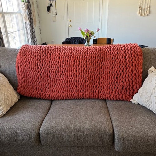 Chunky shops Knit Blanket (LARGE)