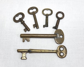 Lot of 6 Antique Vintage Brass Skeleton Keys