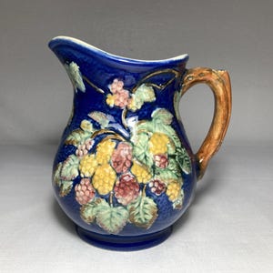 Vintage Majolica Pitcher Shorter & Sons Staffordshire Berries Leaves England