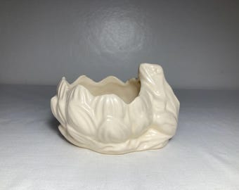 Vintage McCoy Pottery Frog on Lotus Planter Matte White