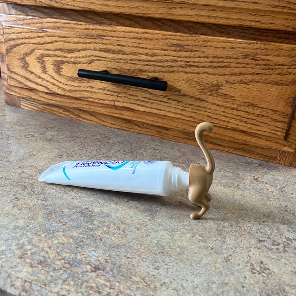 The Original Pooping Cat Butt Toothpaste Topper (Fits MOST Toothpaste Tubes!) | Cat Lovers | Cat Meme | Funny Gift | Gag Gift