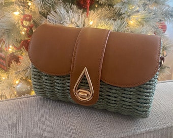 Small Clutch - Oval
