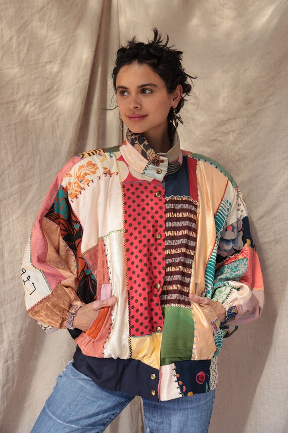 Handmade Custom Antique Silk Quilt Jacket Rare Op… - image 2