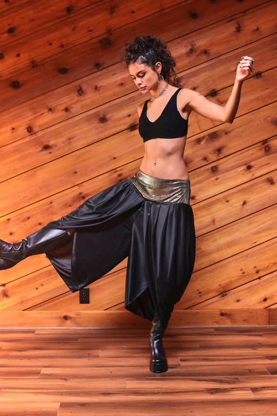 vintage black gold harem Gem