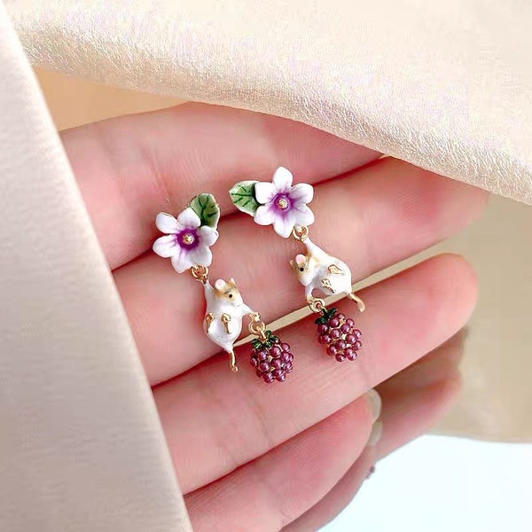 Cute hamster Earrings, cute animal Earrings, flower earrings Dangle & Drop earrings,Statement Earrings, Bridesmaids Gifts special earring