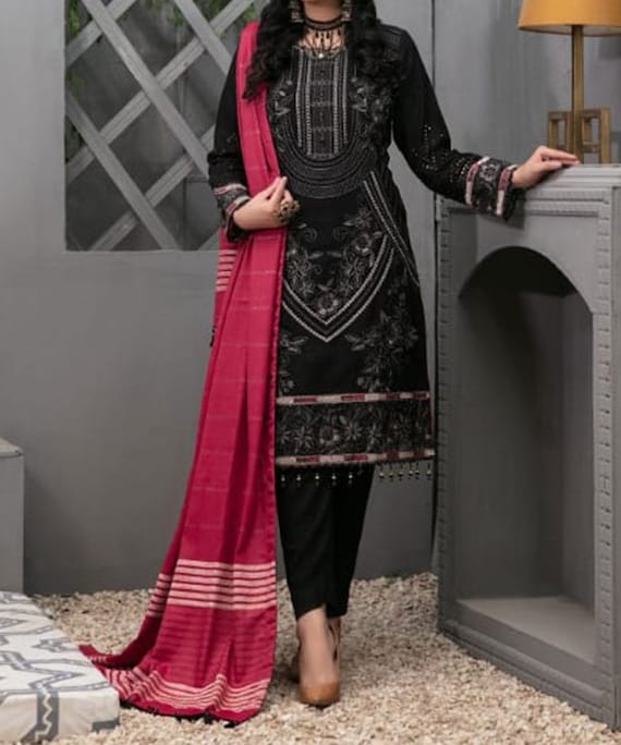 Pink and black combination dress 2025