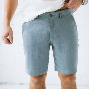 Men's washed soft linen shorts with pockets and button