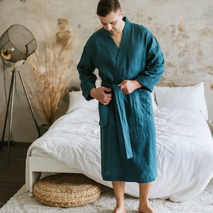Men&#39;s linen bathrobe with belt, washed soft vidirian blue linen robe,gift for men