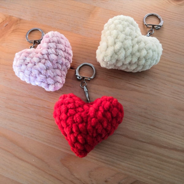 PDF PATTERN ONLY - Porte-clefs cœur amigurumi / crochet pattern français