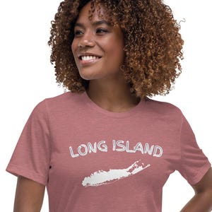 T-shirt femme Long Island | T-shirt coupe décontractée avec carte de Long Island | Chemise New York douce pour les habitants et les amoureux de la plage