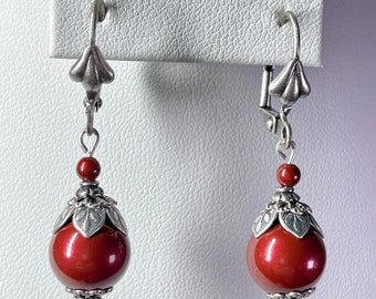 Wine / Bordeaux pearl earrings - Burgundy earrings - Red Pearl Earrings - Victorian Style Earrings - Vintage Style Earrings - Pearl Jewelry