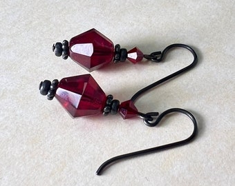 Victorian Style Earrings - Vintage Style Earrings - Goth Earrings - Garnet Red Earrings  - Red Earrings - Blood Red Earrings