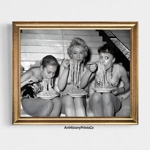 Women Eating Pasta Art | Black & White Vintage Wall Decor | Spaghetti Lover&#39;s Print for Home or Kitchen Printable Digital Download 162