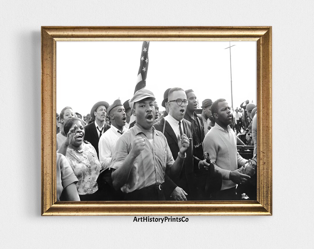 Martin Luther King Photo Print: Vintage Black and White Wall Art ...