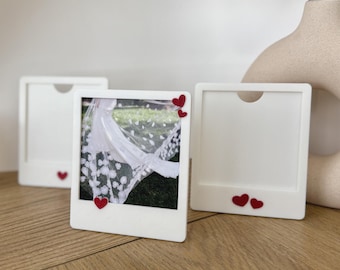 Polaroid Style Square Photo Frame, 4x4in Photo Frame Stand, Photo Frame with Cute Heart Designs, 3D Printed Unique Picture Frame Display