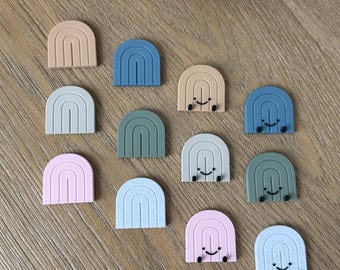 Lot de 6 aimants arc-en-ciel, aimants pour réfrigérateur mignons imprimés en 3D, aimants arc-en-ciel bohèmes minimalistes, aimants décoratifs, aimants décoratifs visage et pieds mignons